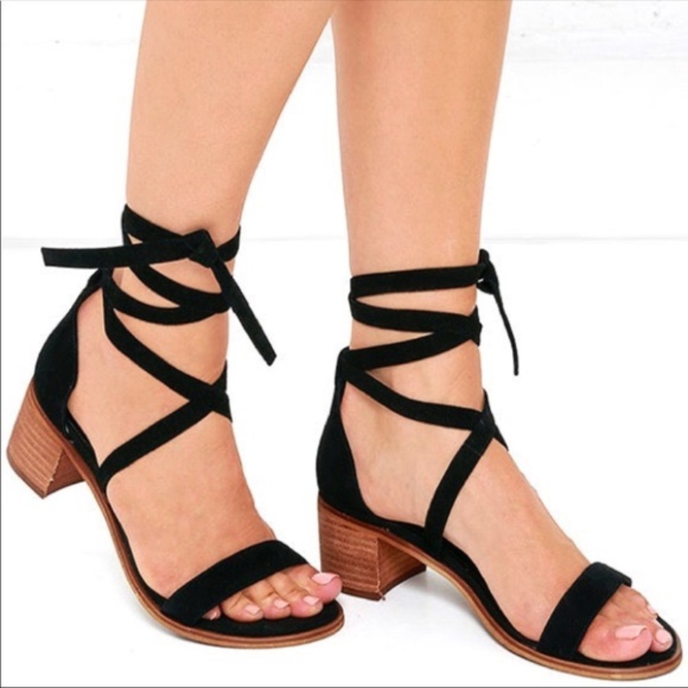 Steve Madden Rizza Lace Up Block Heel Sandals